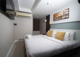 We Resident Hotel 5