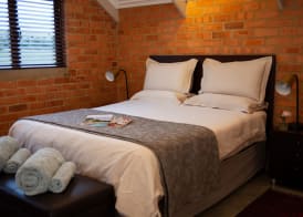 Twin Rivers Bed and Breakfast 4