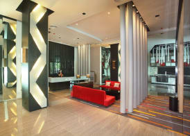 Cabin Hotel 4