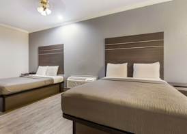 Americas Best Value Platinum Inn & Suites 4