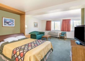 Super 8 by Wyndham West Middlesex/Sharon Area 5