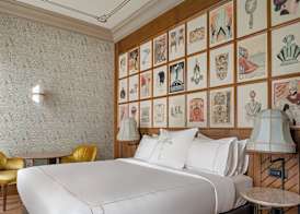 Palacio Santa Clara, Autograph Collection 5