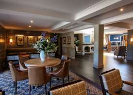 Devon Inn Hotel 5
