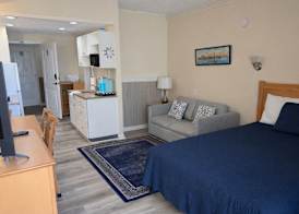 Courtyard Resort 5