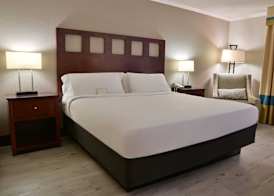 Wyndham Garden Summerville 5