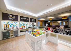 Hampton By Hilton Dubai Airport 5