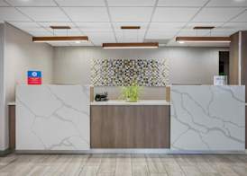 SureStay Plus Hotel by Best Western Chicago Lombard 2