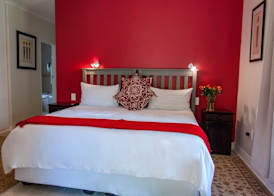 Rustic Manor Guest House 5