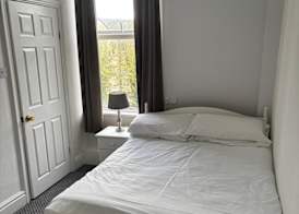 Ashwood Hotel 3