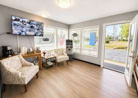 Royal Gateway Motel 2