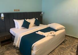 Degok Hotel 4