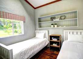 Oakhurst Farm Cottages 3