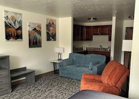 Super 8 by Wyndham Montpelier 5