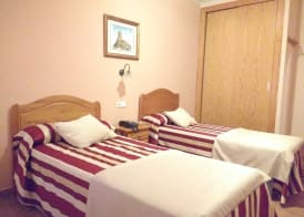 Hotel Meson El Castillo 3