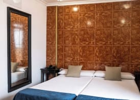 Hotel Adonis Capital 5