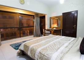 HillTop Hotel 2