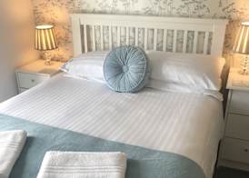 Rooms at The Highcliffe 5