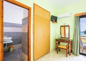 Sun Beach Apartments 5