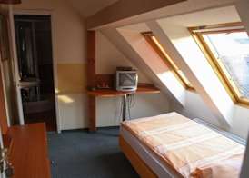 Barokk Antik Guest House 3