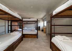 N1 Hostel Apartments and Suites 3