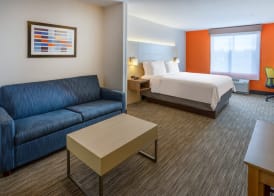 Holiday Inn Express & Suites SALISBURY - DELMAR by IHG 3