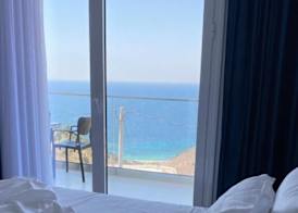 SEA & LAKE VIEW VILLA 4