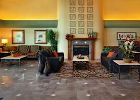Oxford Suites Yakima 3