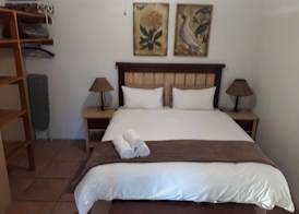 Tourist Lodge Gansbaai 3