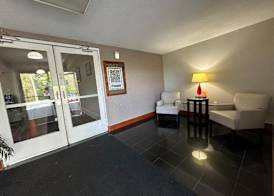Whalers Inn and Suites 2