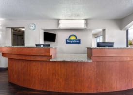 Days Inn by Wyndham Wildwood I-75 3
