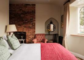 The Manor House Inn 3