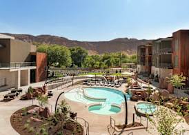Hoodoo Moab, Curio Collection by Hilton 5