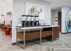Hampton Inn & Suites Muncie 3