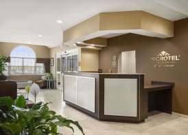 Microtel Inn & Suites by Wyndham Cambridge 2
