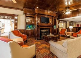 Wingate by Wyndham Marietta Conference Center Ohio 3
