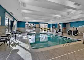 Hampton Inn Buffalo - Amherst 5