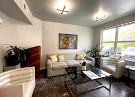Tides Inn & Suites 2