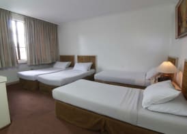 Hotel Supreme 4
