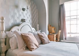 The Queens Hotel 2