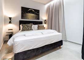 Royal Gold City Suites by Omilos Hotels 3