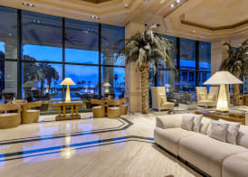 Las Arenas Balneario Resort 3