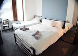 Old Swan Guest House 4