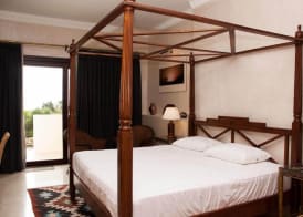 Hotel Villarocamar 4