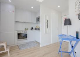 Liiiving | Bright Light Studio 3