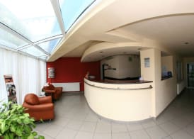 Hotel President 2