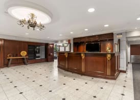 Best Western Ville-Marie Montreal Hotel & Suites 5