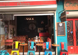 Cheers Midtown Hostel 3