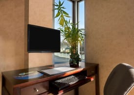 Super 8 by Wyndham Austin Downtown/Capitol Area 3