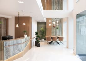 M City Hotel 2