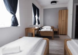 Bloom Inn 4